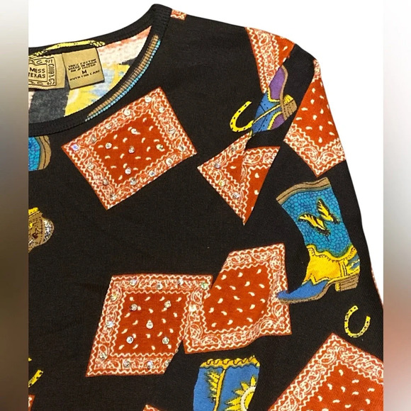 🤠 Don’t mess with Texas blinged out top 🤠
BIN 31 - Picture 2 of 6